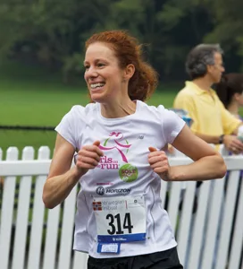 Mina Samuels running the NYC Half Marathon