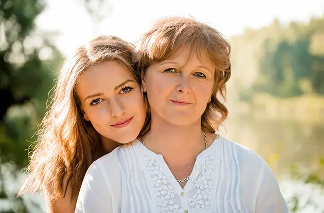 teen daughter with mother