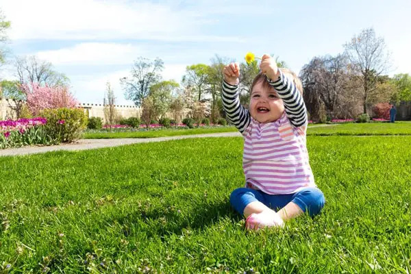 Finding flowers at Untermyer Park in Yonkers