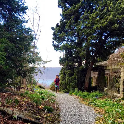 Wave Hill's walking trails
