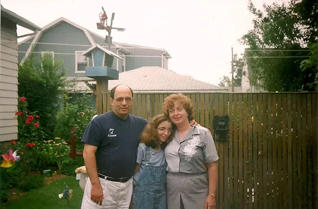 Amy Gravino with mother and father