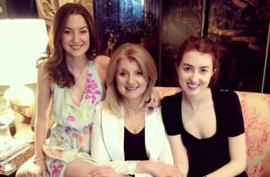 arianna-huffington-and-daughters
