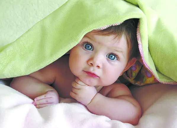 baby with blue eyes