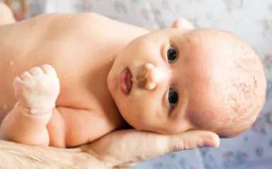 baby-laying-down
