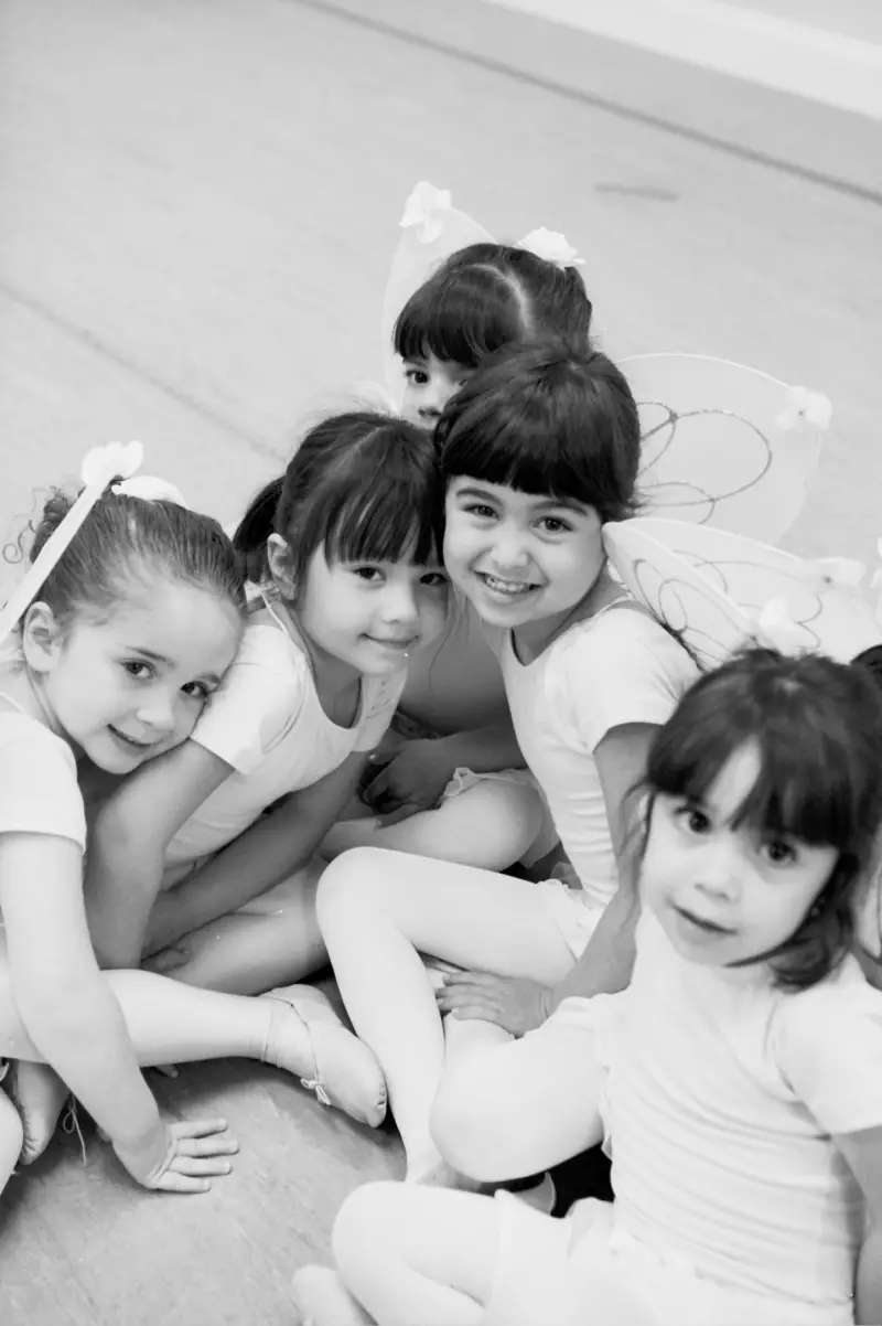ballerinas at ballet des enfants