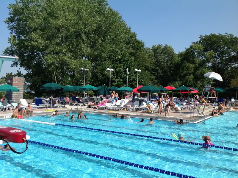 bayview swim club pool