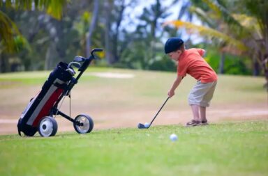 boy-golfing