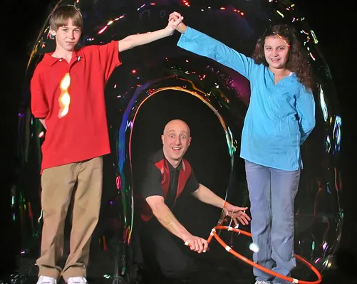 bubblemania show with casey carle and kids