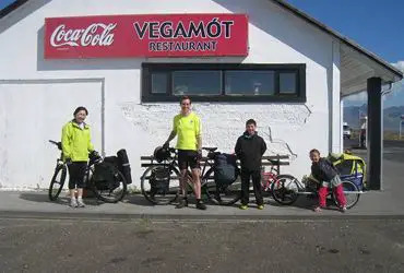 charles-scott-biking-with-family3
