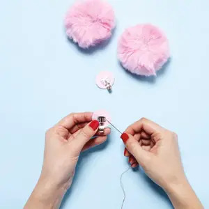 diy pompom step 7