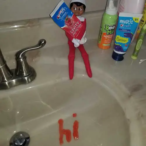 elf on the shelf toothpaste message