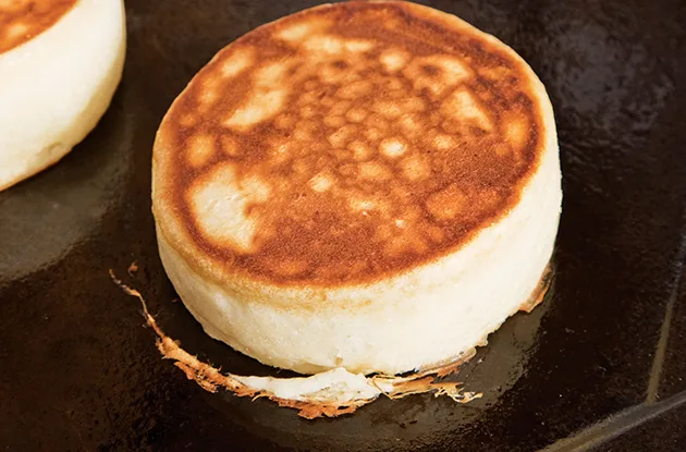 english muffins cooking