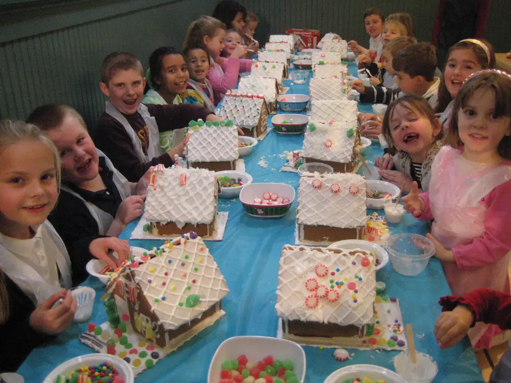 gingerbread house workshop at What's Cooking