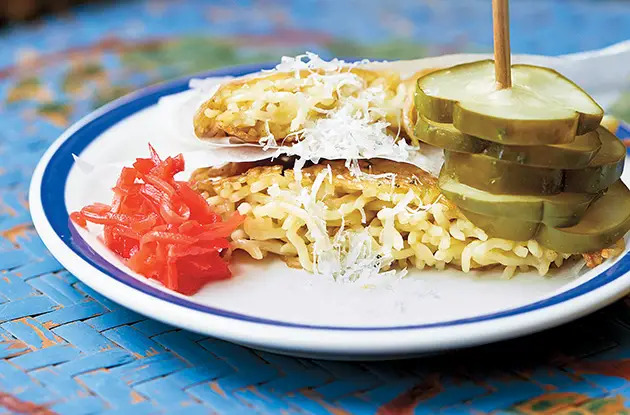 grilled ramen and cheese