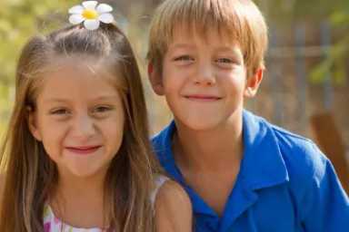 happy-kids-outside