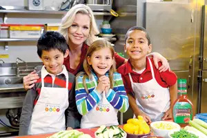 Jennie Garth, spokesperson for Hidden Valley's Love Your Veggies campaign