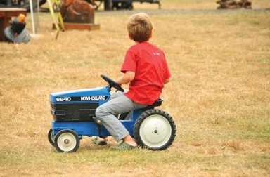 kid-tractor