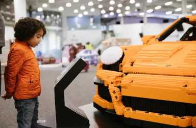 lego-live-porsche-kid