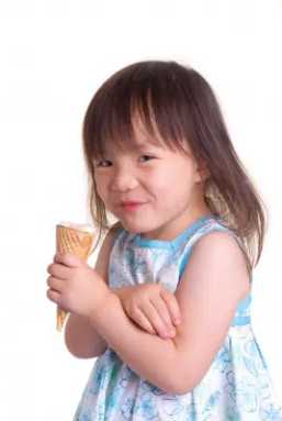 little-girl-eats-ice-cream-cone