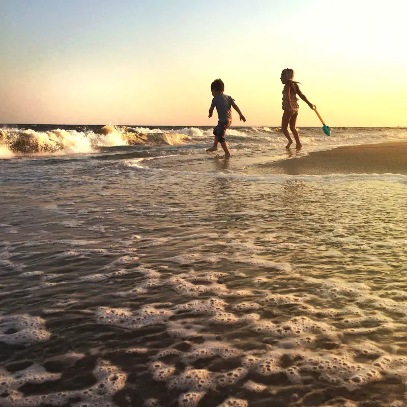 marino children at the beach