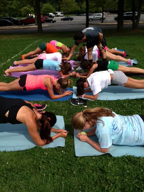 tween girls planking