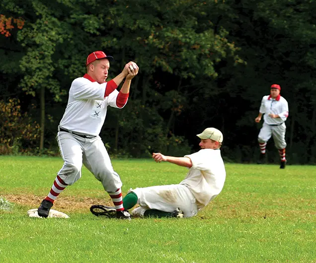 old-fashioned baseball game