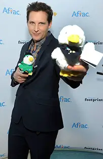 peter facinelli with aflac duck