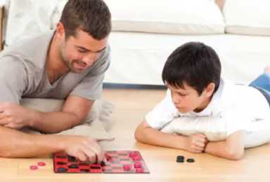 playing-checkers