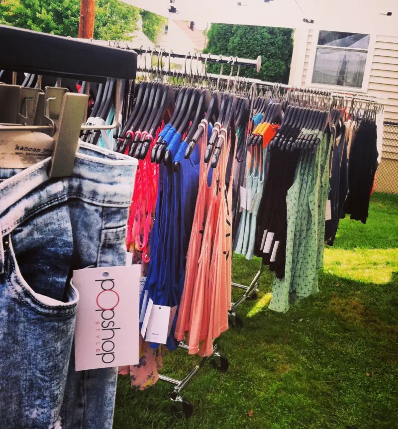 pop-up shopping event