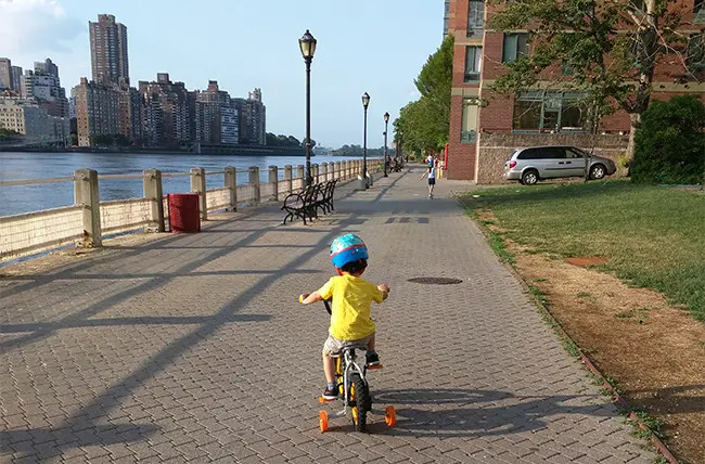 biking on roosevelt island