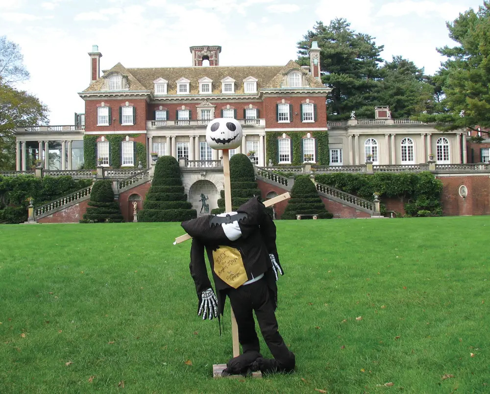 Scarecrow at Old Westbury Gardens