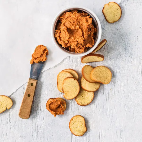 sun-dried tomato white bean hummus