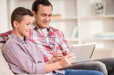 tenn-and-dad-having-a-chat
