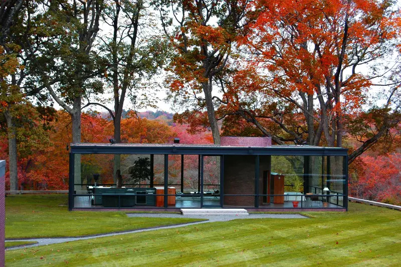 the philip johnson glass house