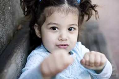 toddler-girl-making-face