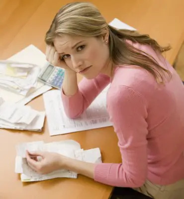 New Study Reveals Women Lose Sleep Over Finances More than Men – New