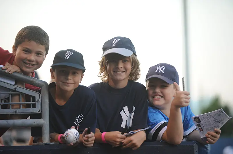 young staten island yankees fans