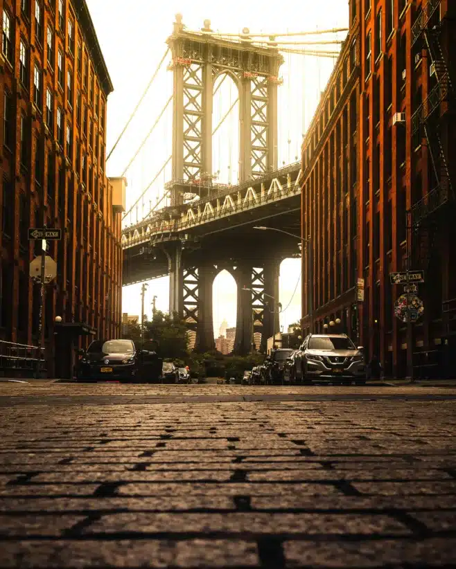 Visit the Brooklyn Bridge this Spring Break