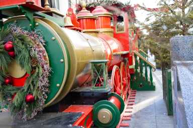 Polar Express and Holiday Train Rides in and Near New York