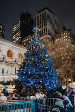 Tree-Lighting_Bryant-Park_2024-12-03_Ryan-Muir_210
