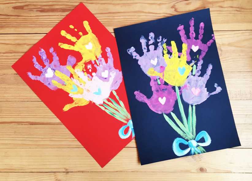 Valentine's Day Crafts for Kids: Handprint Flowers Bouquet