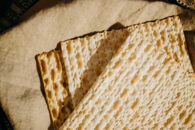 3 matzahs on a cloth fro Passover