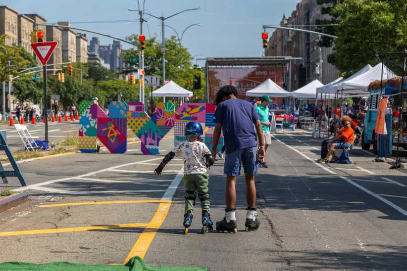 Brooklyn and the Bronx Go Car-Free for Summer Streets