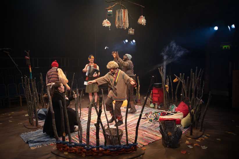 Snow White Hits the New Victory Theater for a Limited Run This November