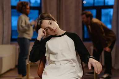 A child is stressed over his parents co-parenting.