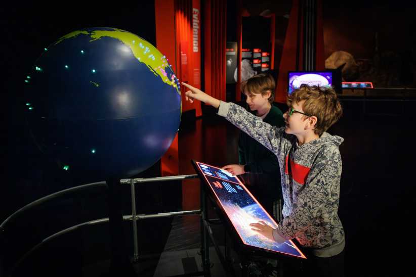 Impact: The End of the Age of Dinosaurs Exhibit Is Now Open at AMNH