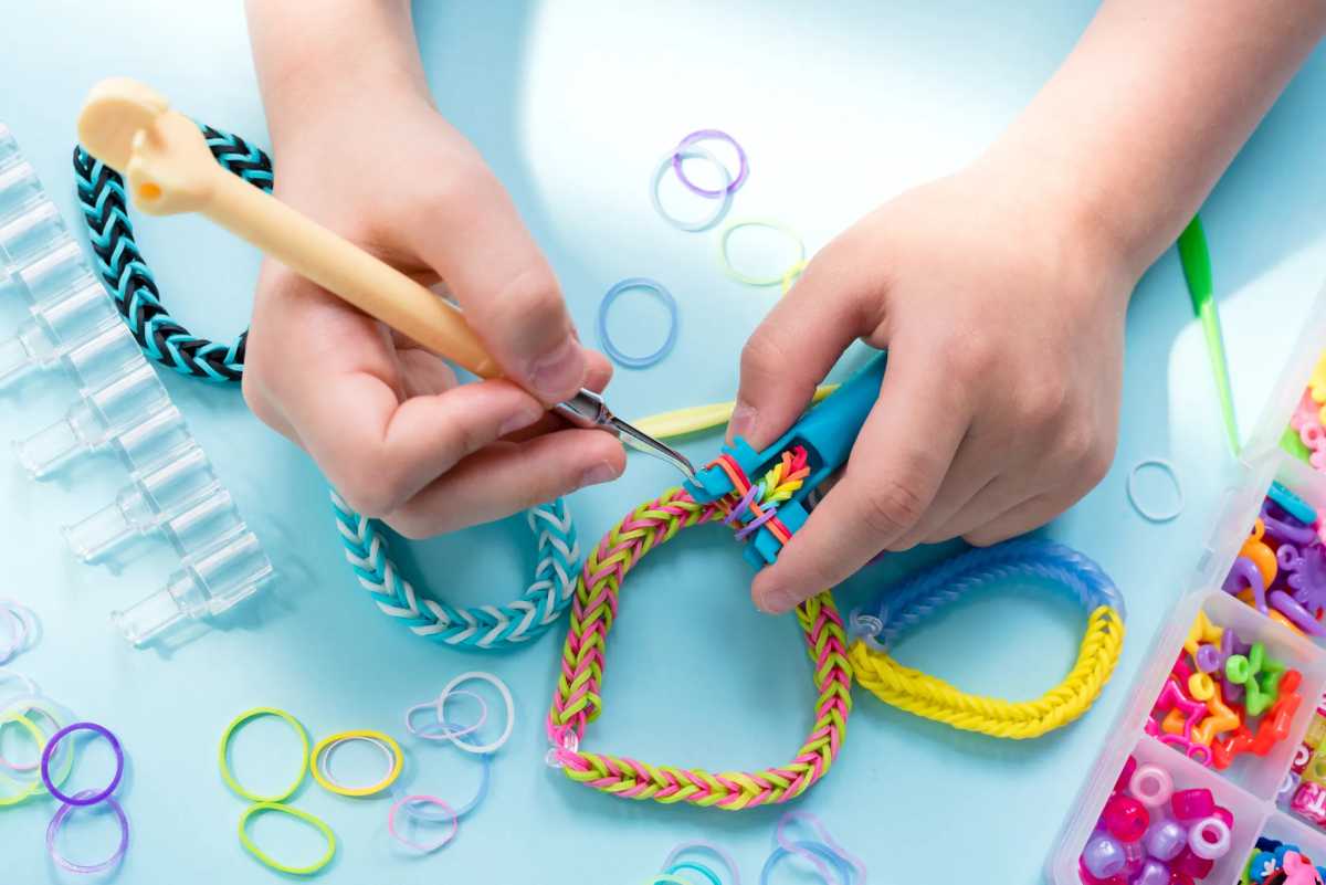 12 Adorable Quiet Play Ideas for Kids That Encourage Calm, Creativity & Confidence