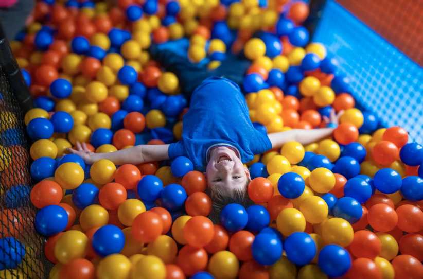 Sky Zone NYC: Ball pit